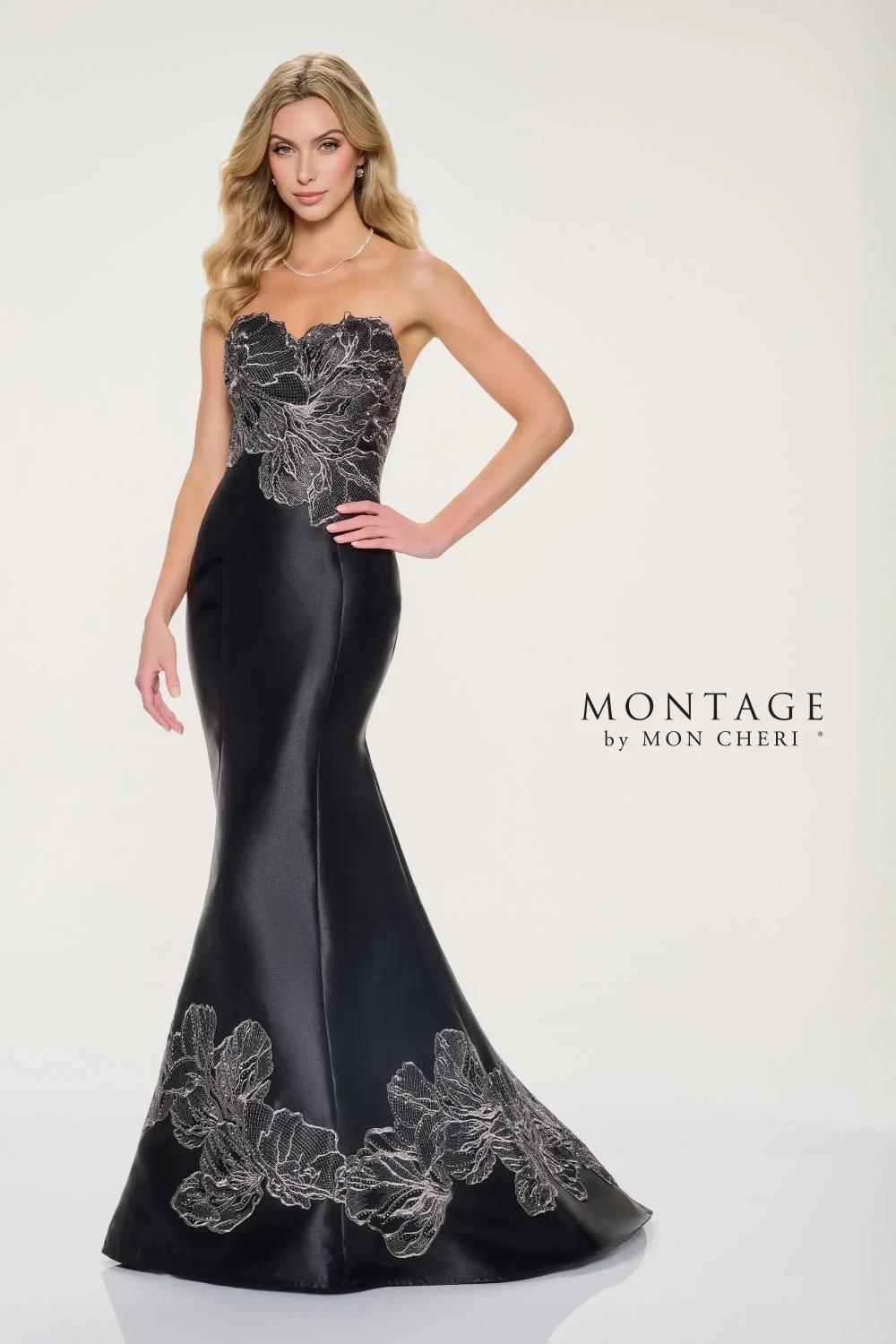 Image 32: Model wearing a mothers dress